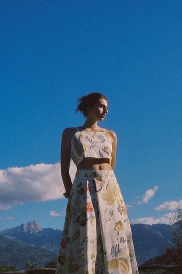 TOP CURTO ESTAMPADO ZW COLLECTION - Cru da Zara