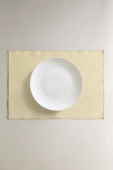 SET DE TABLE ENDUIT OVERLOCK - Jaune de Zara - Image 4