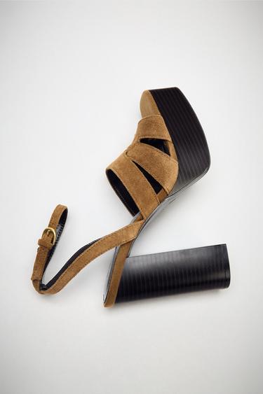 SANDALIA SERRAXE PLATAFORMA - Marrón de Zara