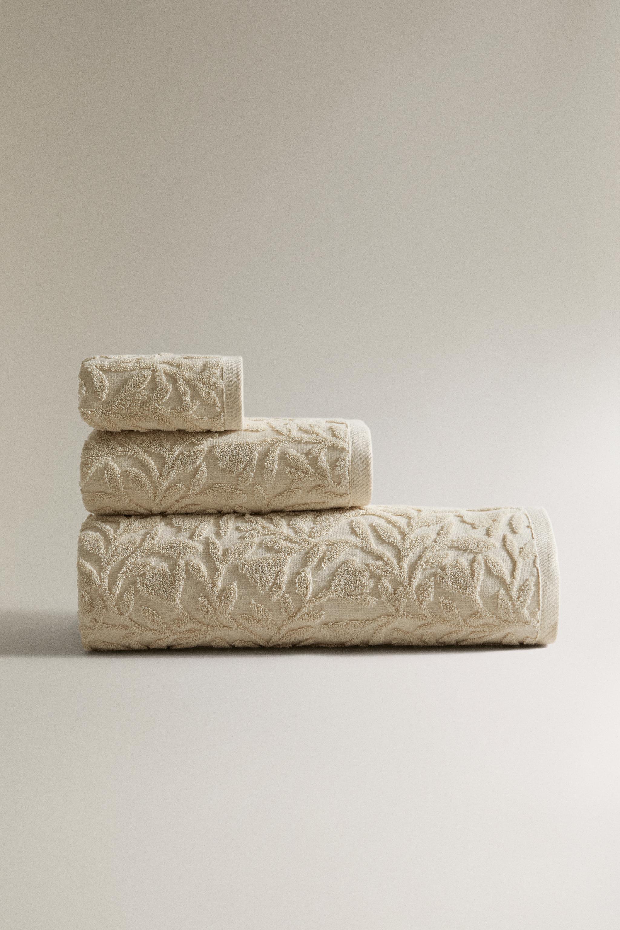 SERVIETTE DE BAIN FRISE BRODÉE