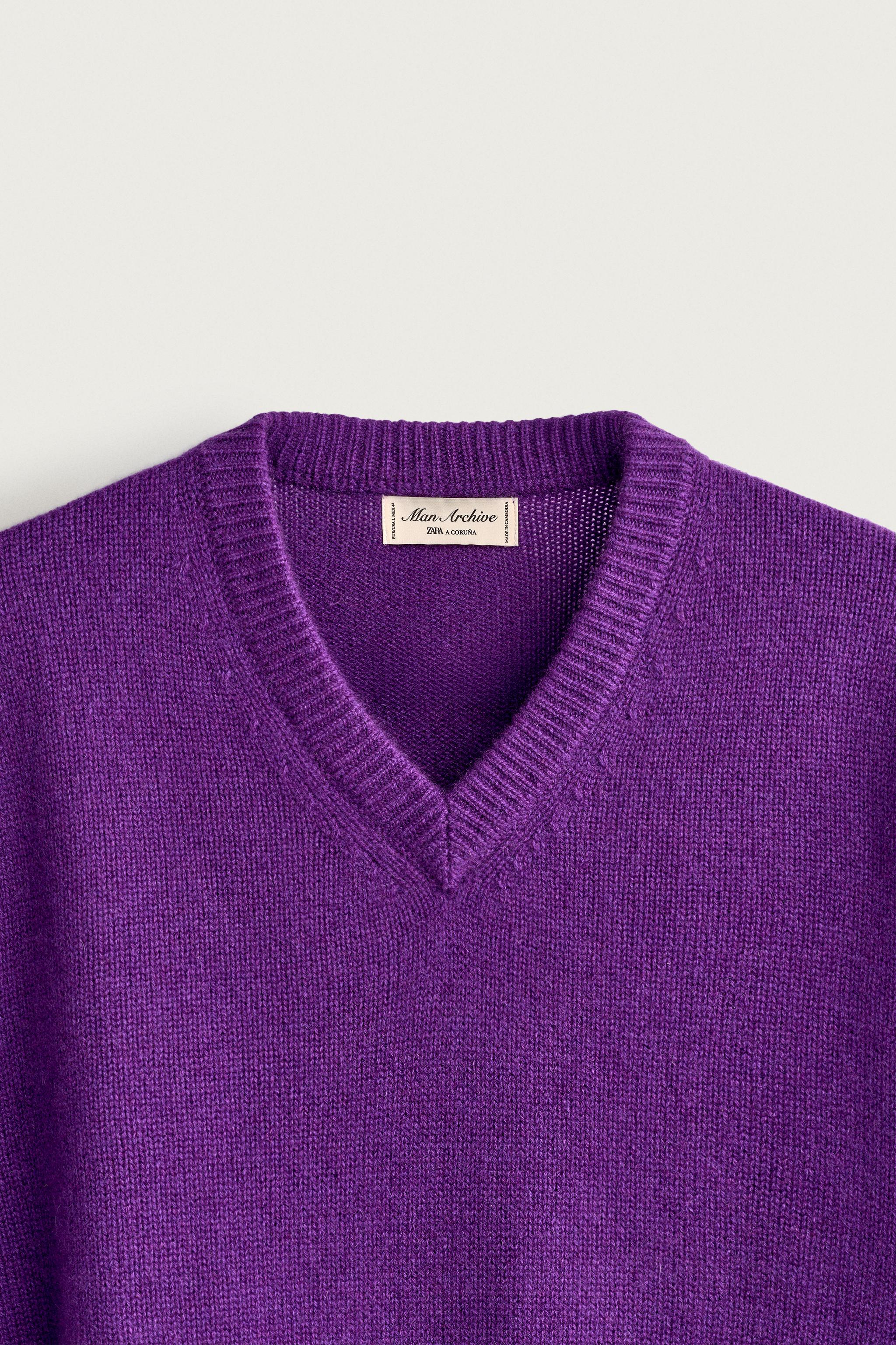 100% CASHMERE V-NECK SWEATER