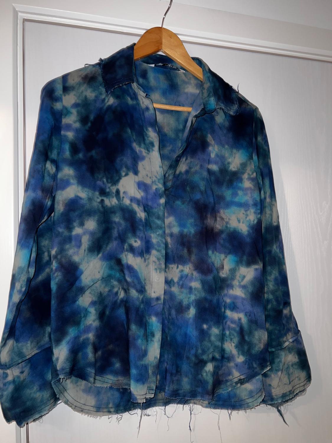 TIE-DYE SHIRT