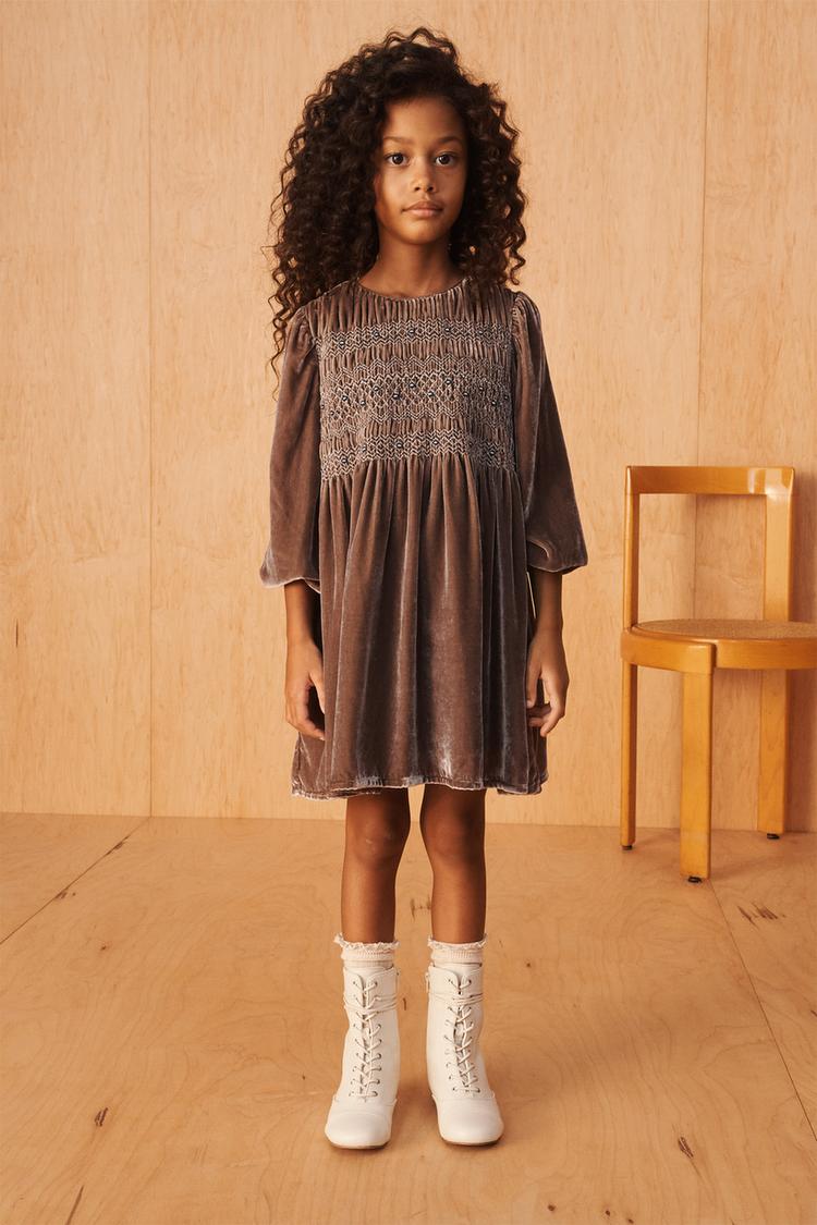 Vestido velvet nido de abeja bordado limited edition