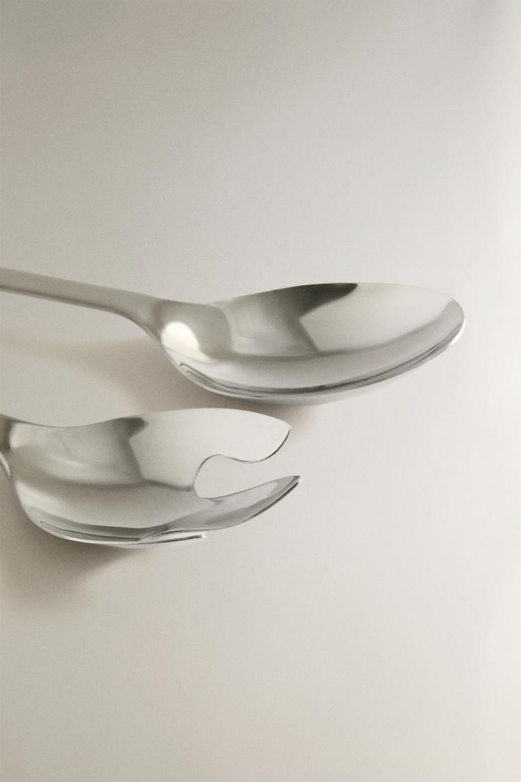 WOODEN SALAD SERVING SET (SET OF 2) — Light beige