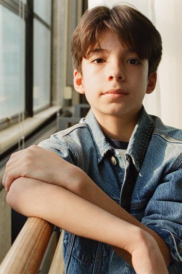 CAZADORA DENIM BÁSICA - Azul de Zara