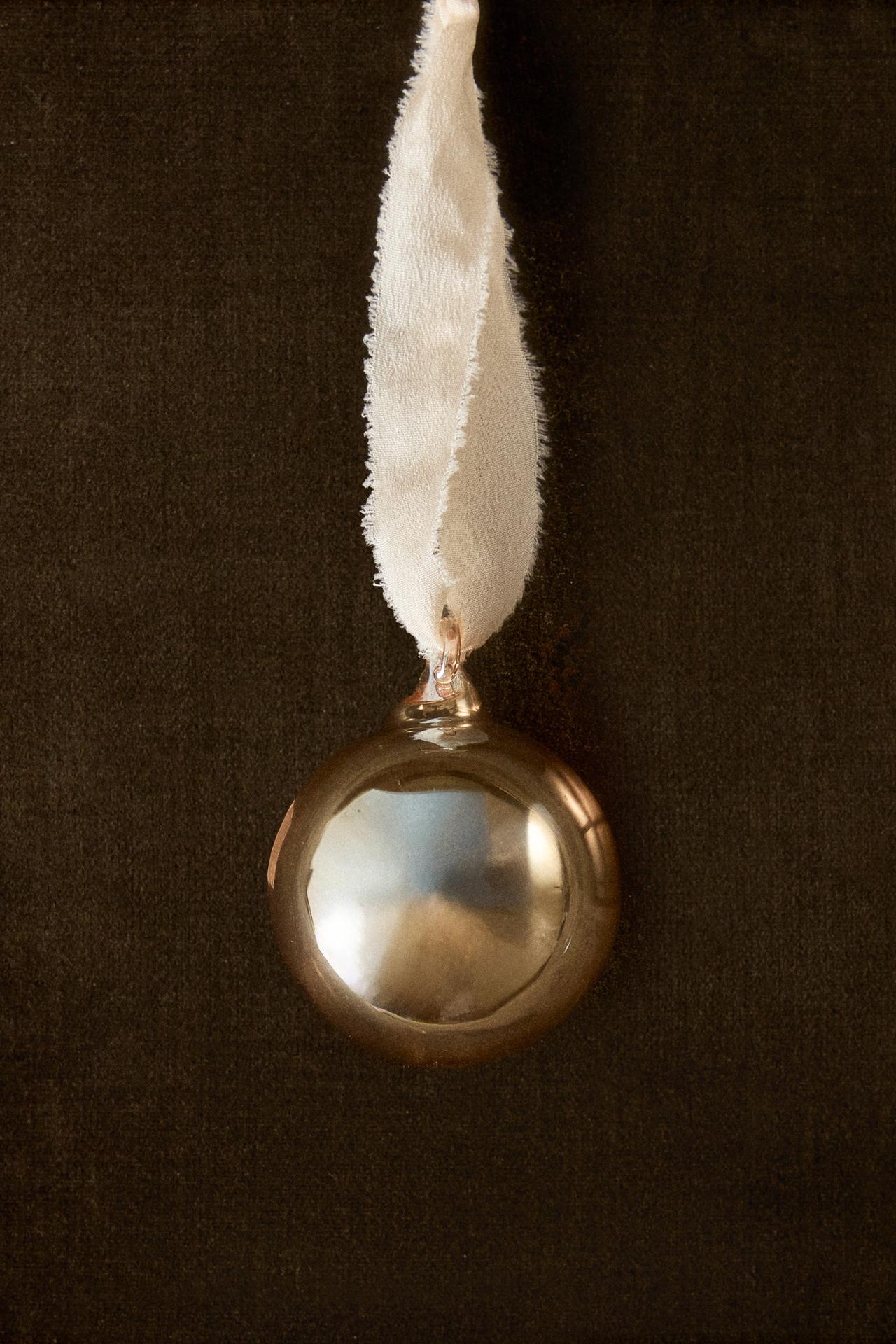 BOROSILICATE GLASS CHRISTMAS TREE DECORATION — Golden
