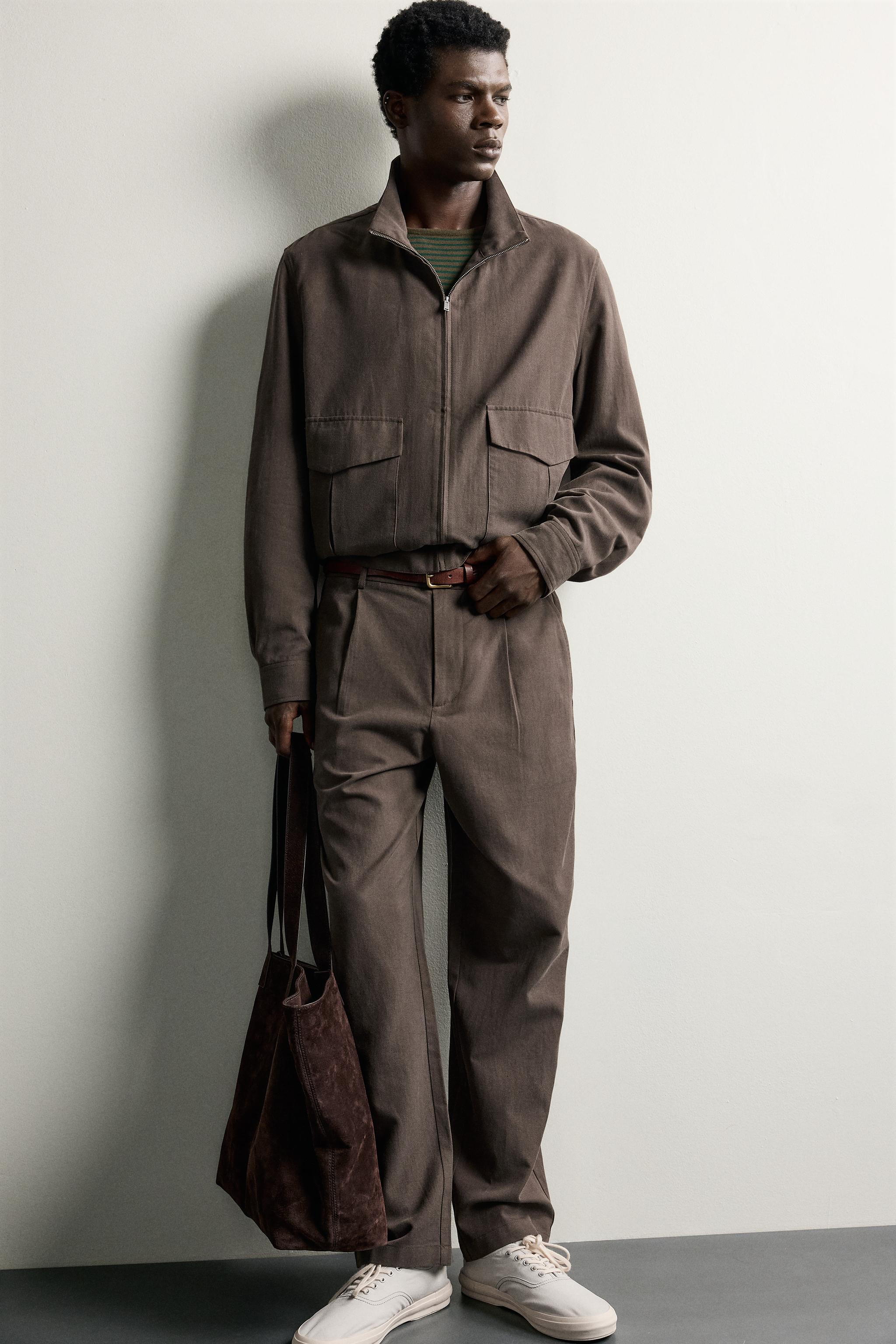 RELAXED FIT PLEATED PANTS