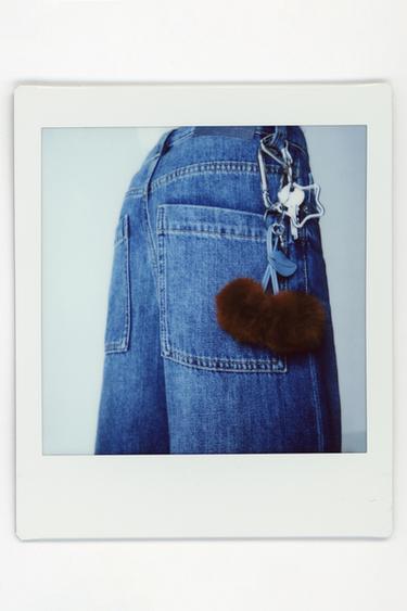 FAUX FUR CHERRY KEY RING - Burgundy by Zara