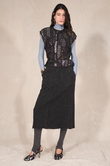 LOOK 2 - Mid-pink by Zara