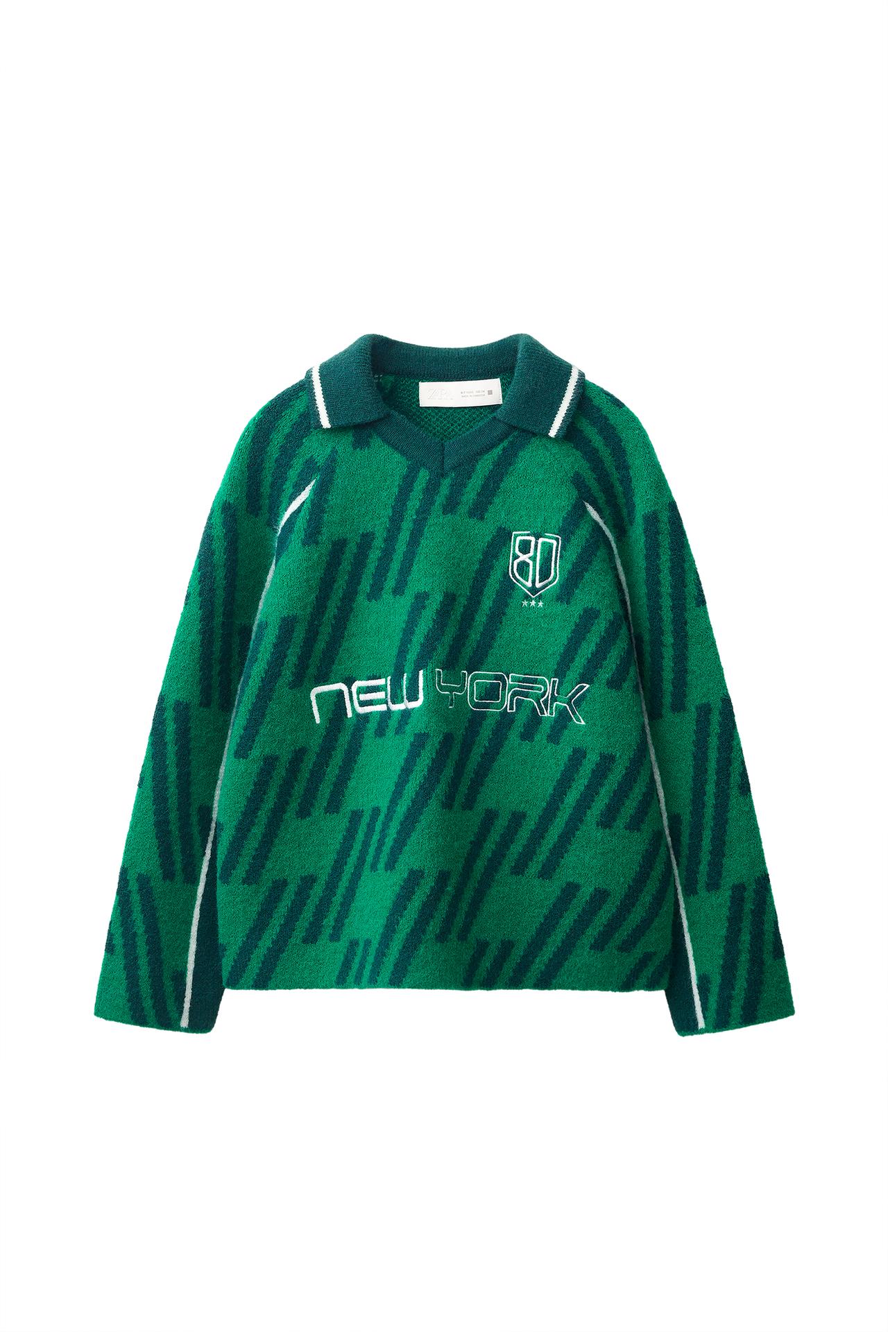 EMBROIDERED FLUFFY EFFECT KNIT JUMPER