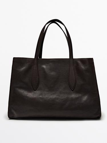 Bolso maxi tote piel napa - Marrón de Zara
