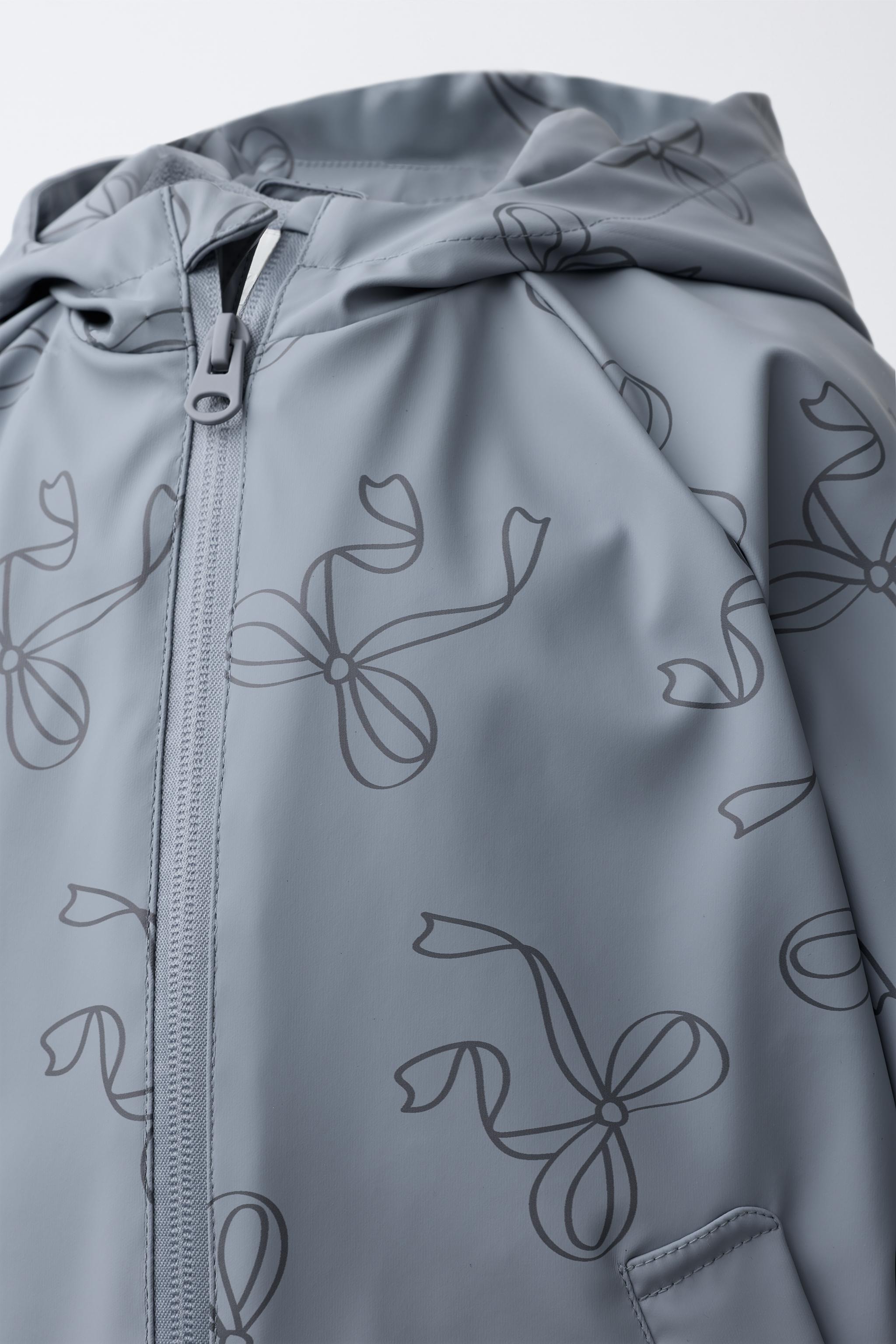 rain様 LIGHTWEIGHT LOGO RAINCOAT - Green | ZARA United States