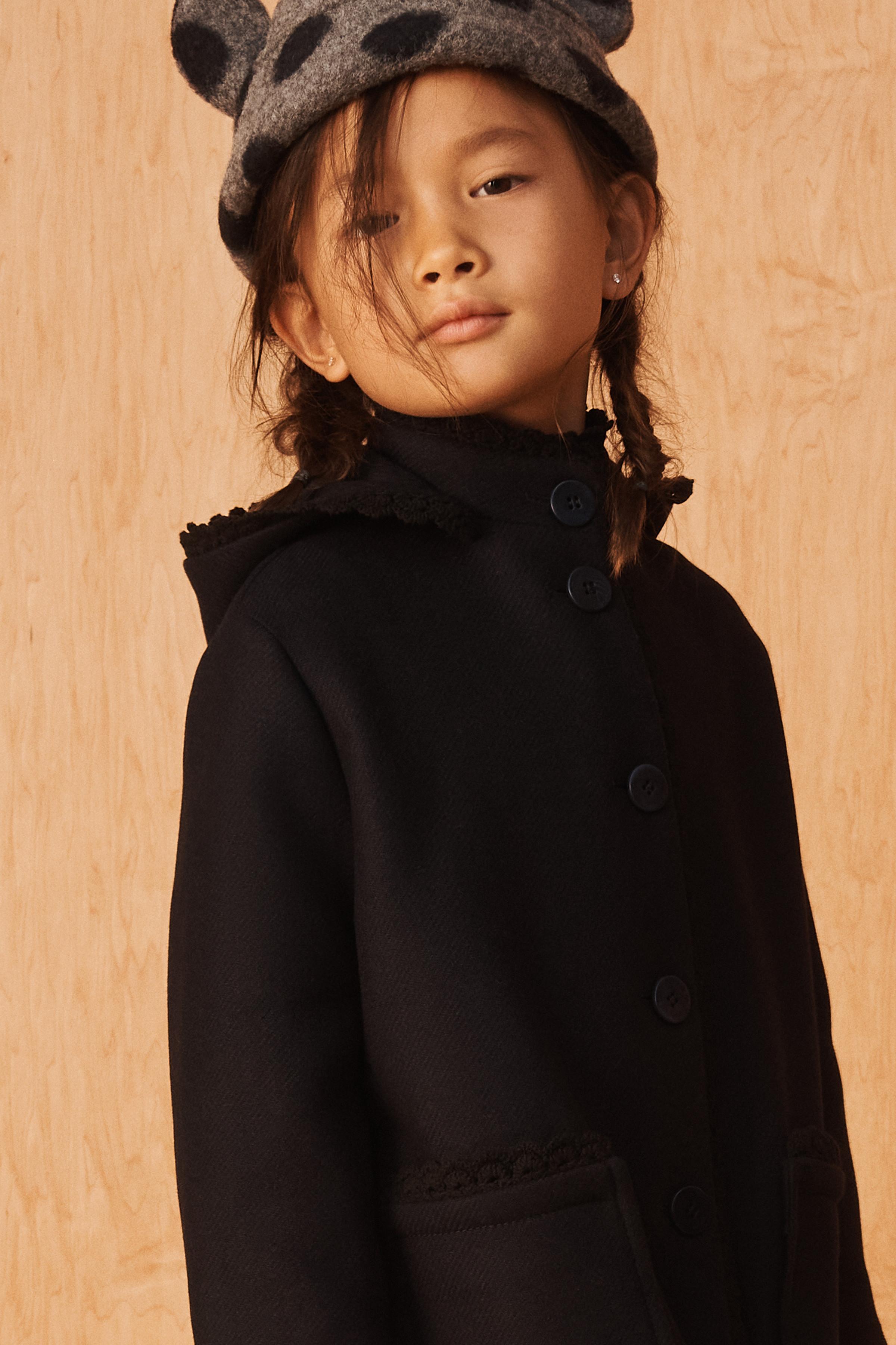 MANTEAU EN DRAP À CAPUCHE AMOVIBLE AVEC LAINE ÉDITION LIMITÉE