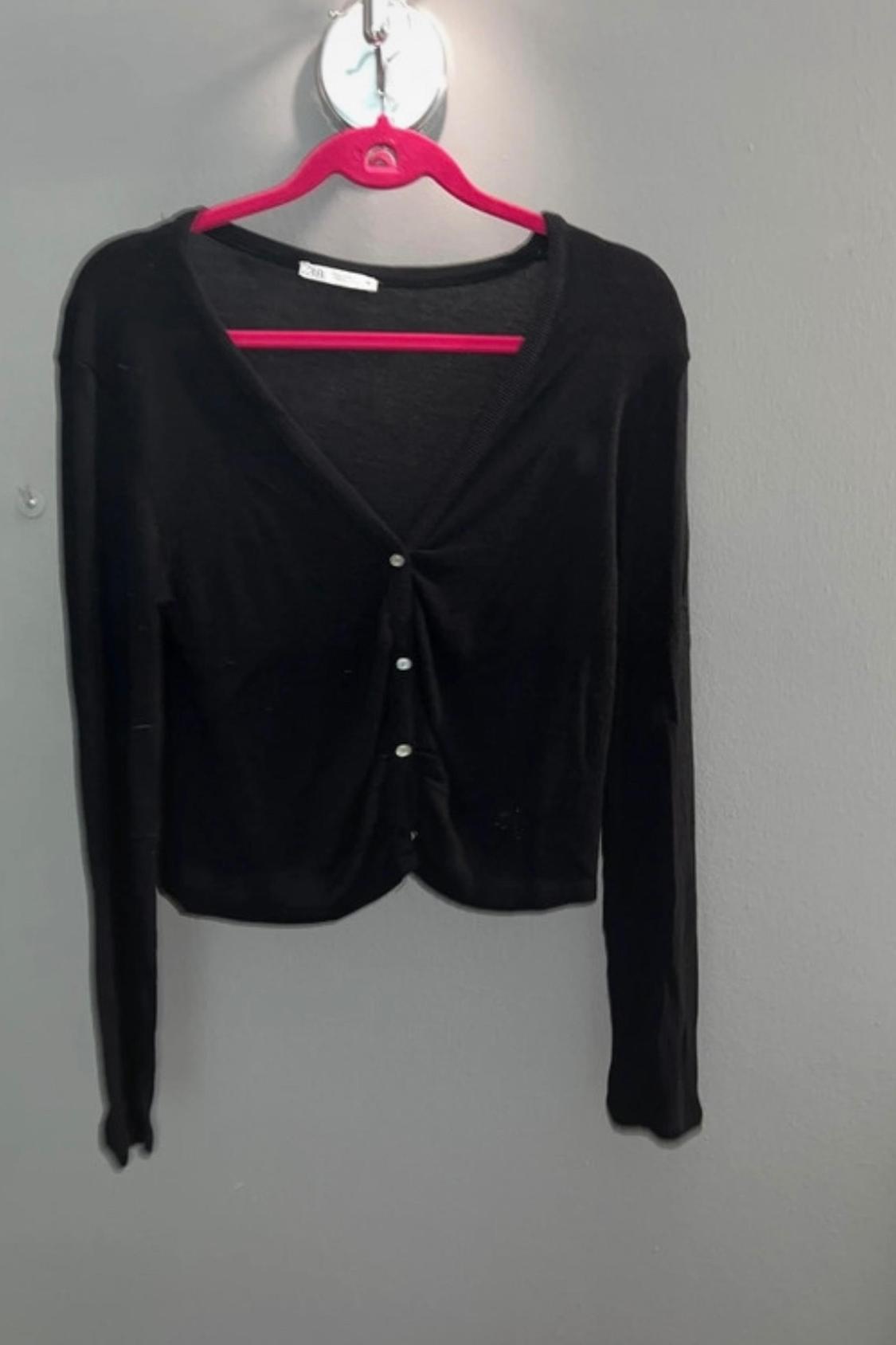BUTTONED CARDIGAN WITH GATHERED DETAIL