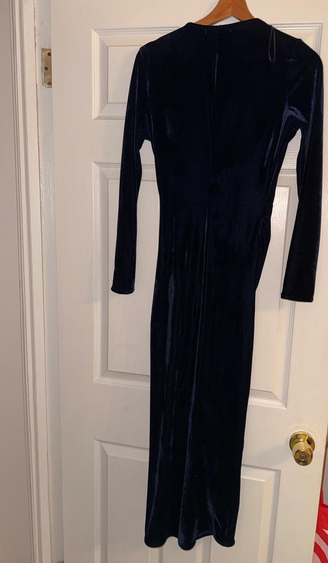 RUCHED VELVET MIDI DRESS - Image 2