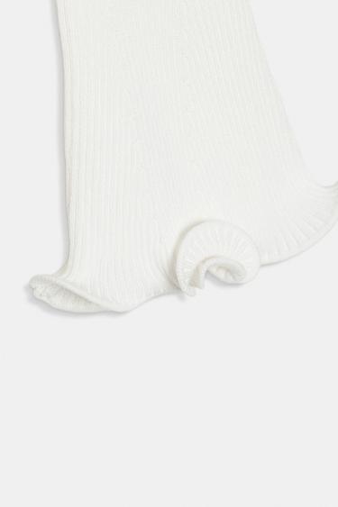 GILET EN MAILLE CÔTELÉE À FINITIONS ONDULÉES - Blanc de Zara - Image 4