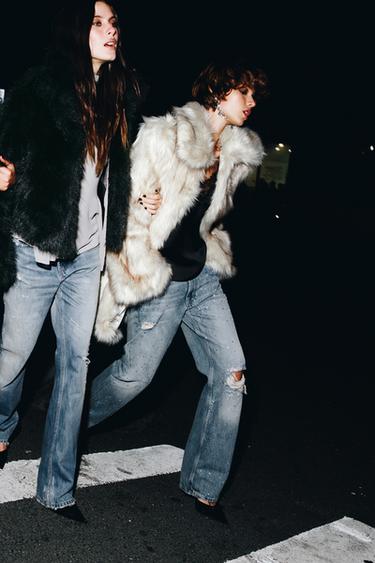 ДЖИНСЫ TRF WIDE-LEG С НИЗКОЙ ПОСАДКОЙ, РАЗРЕЗАМИ И СТРАЗАМИ — СИНИЙ от Zara