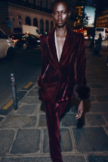 BLAZER TERCIOPELO PUÑO EFECTO PELO - Granate de Zara