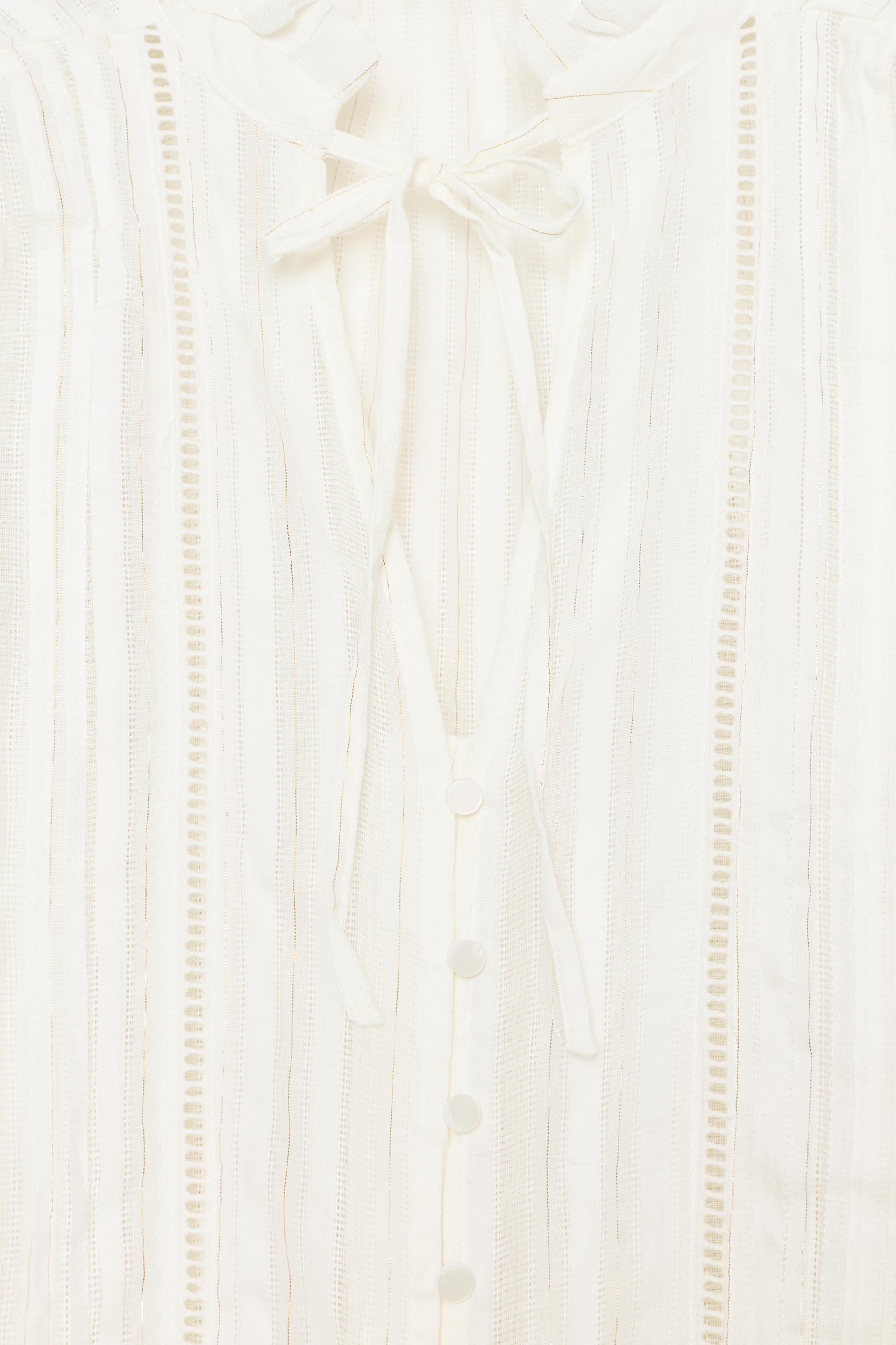 BLOUSE ROMANTIQUE AVEC ENTRE-DEUX