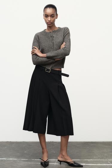 GILET EN MAILLE AVEC BOUTONS MÉTALLIQUES - Vison foncé de Zara - Image 0