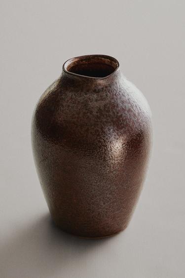 JARRÓN CERÁMICA RUGOSO - Khaki de Zara
