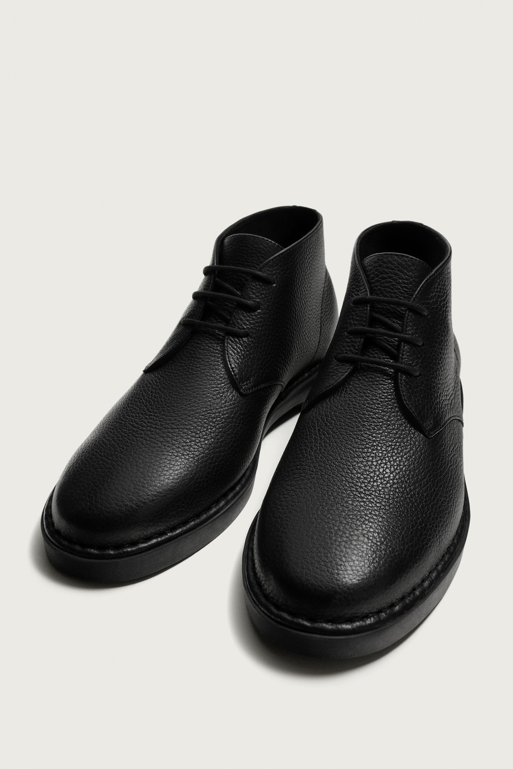 BOTTINES EN CUIR