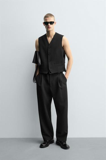 GILET STRUCTURÉ À POCHES - Noir de Zara - Image 0