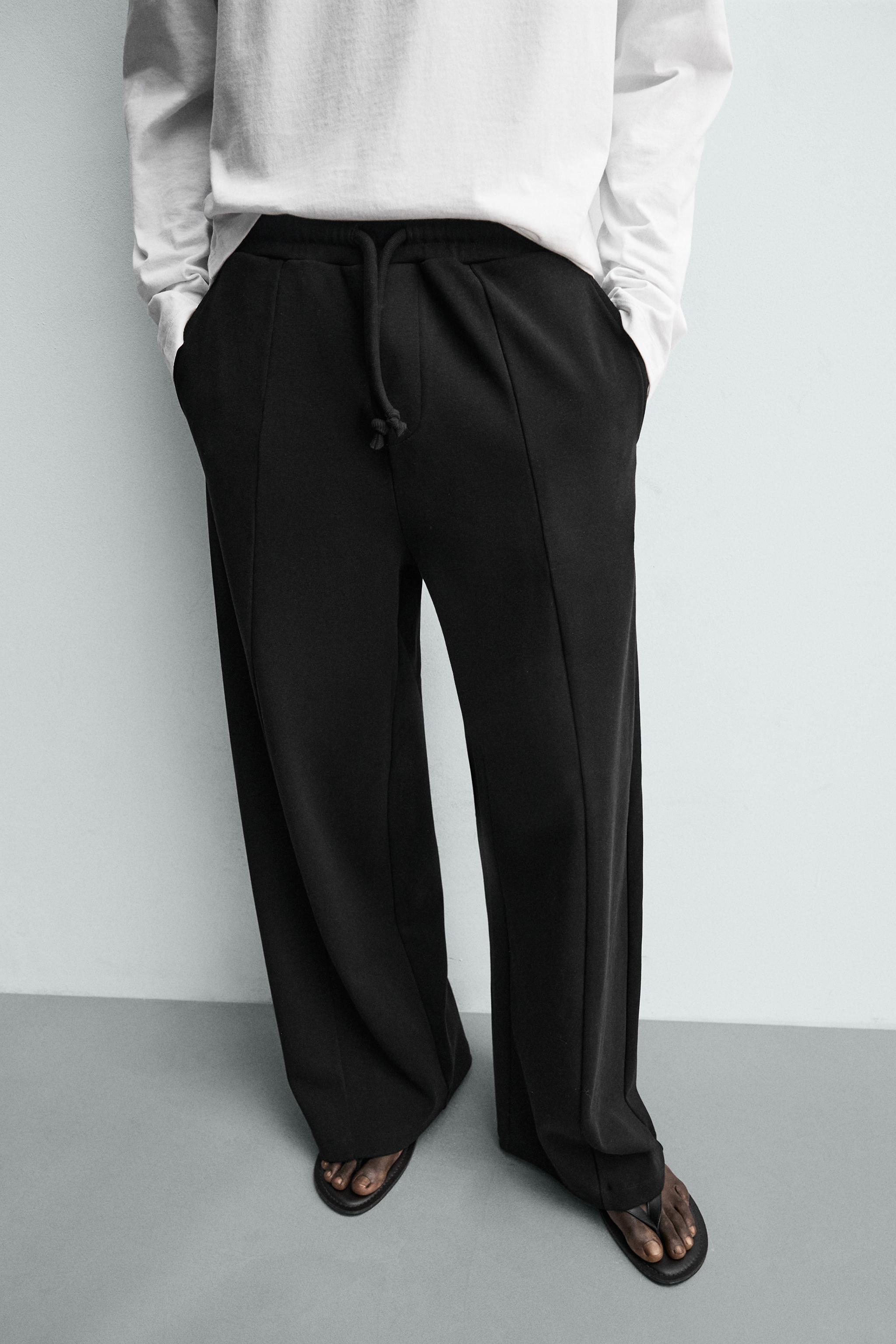 RELAXED FIT SEAMED JOGGING PANTS