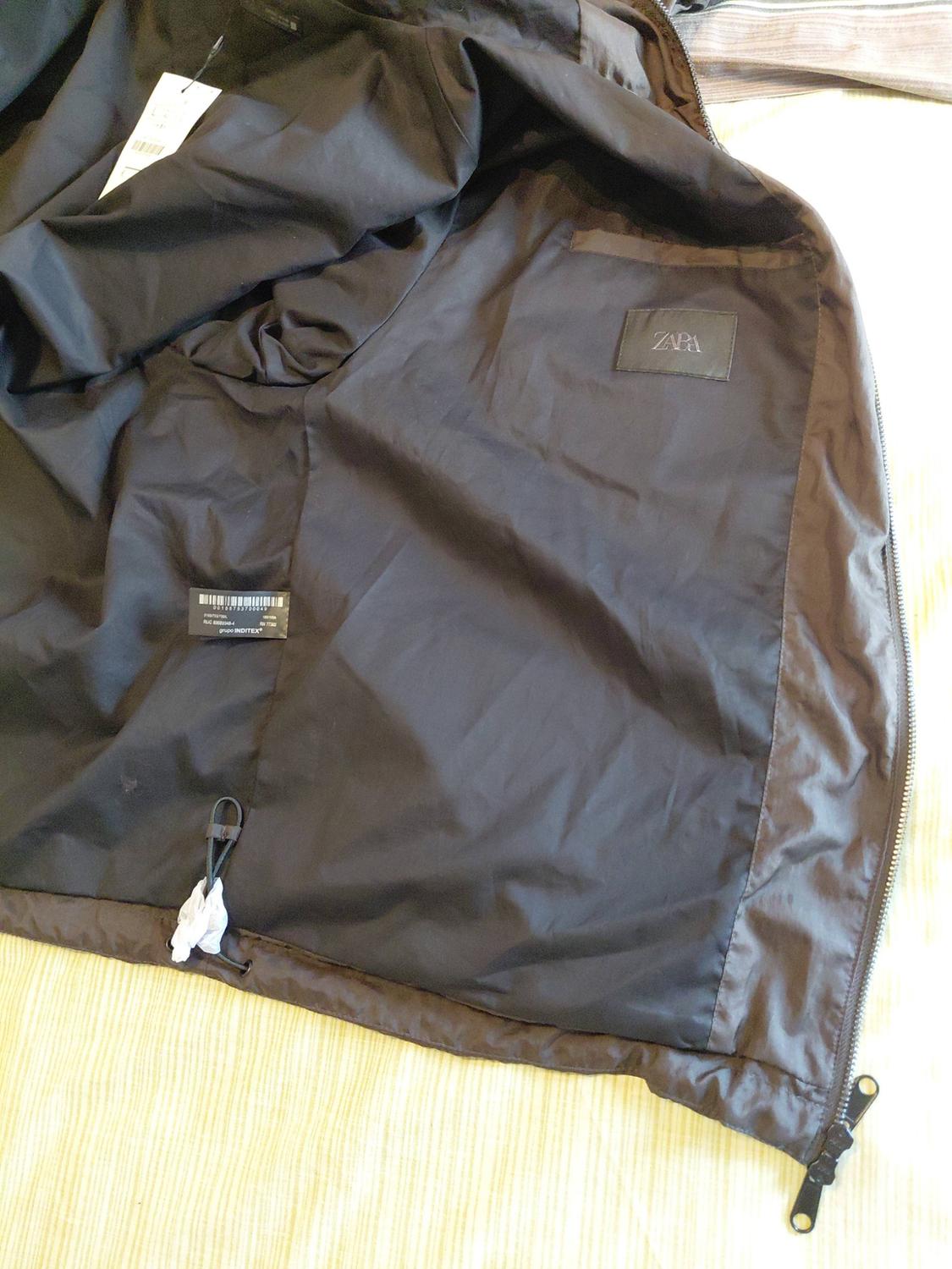 TECHNICAL HOODED JACKET - Image 7