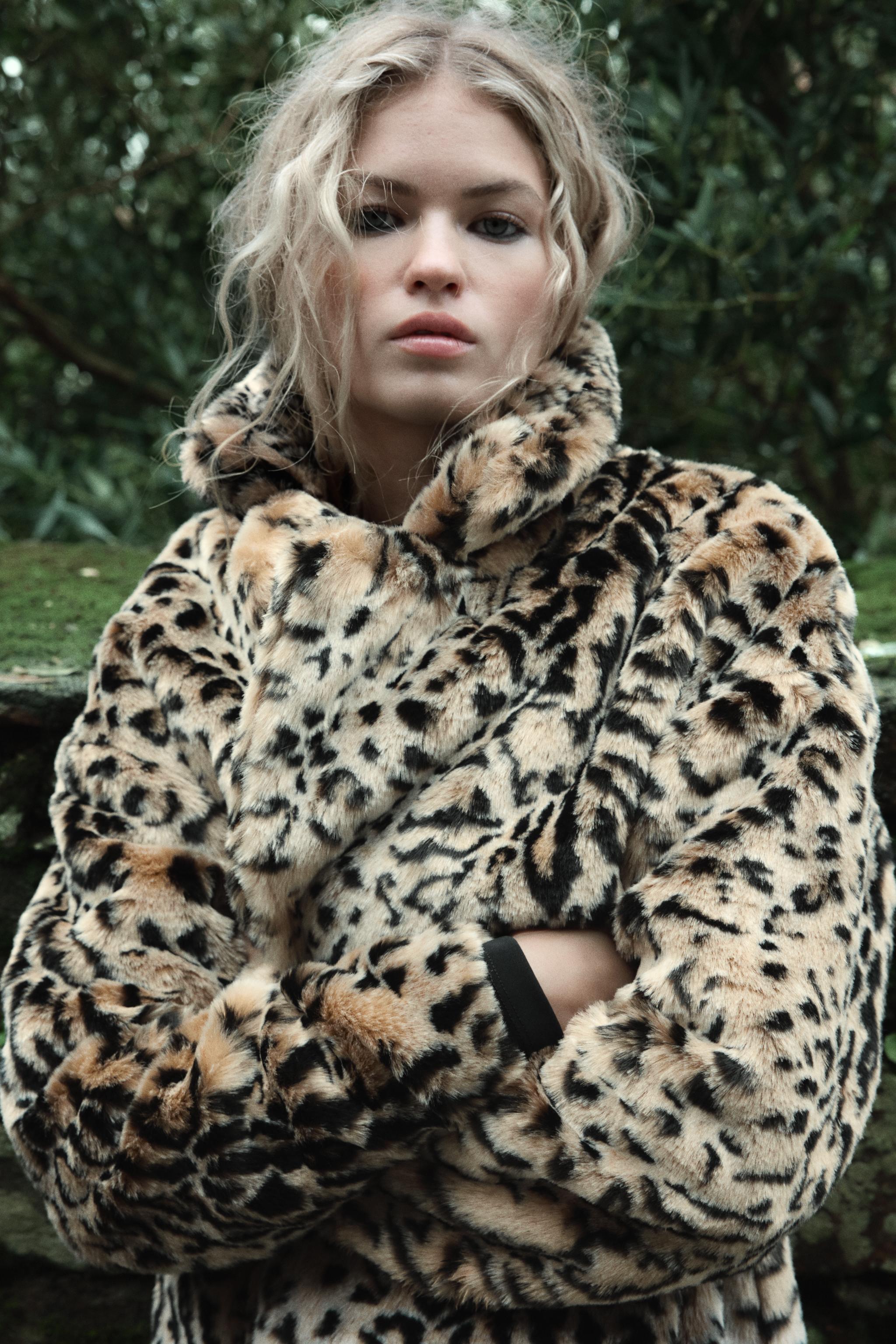 FAUX FUR ANIMAL PRINT COAT