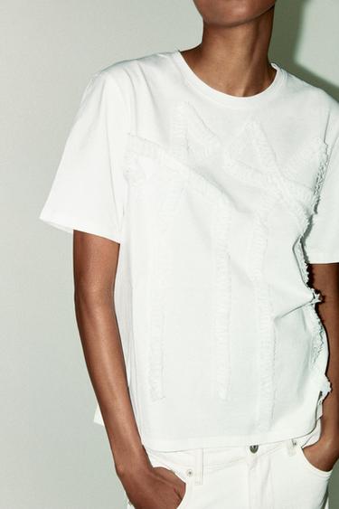 CAMISETA FRUNCES VOLUMEN - Blanco de Zara