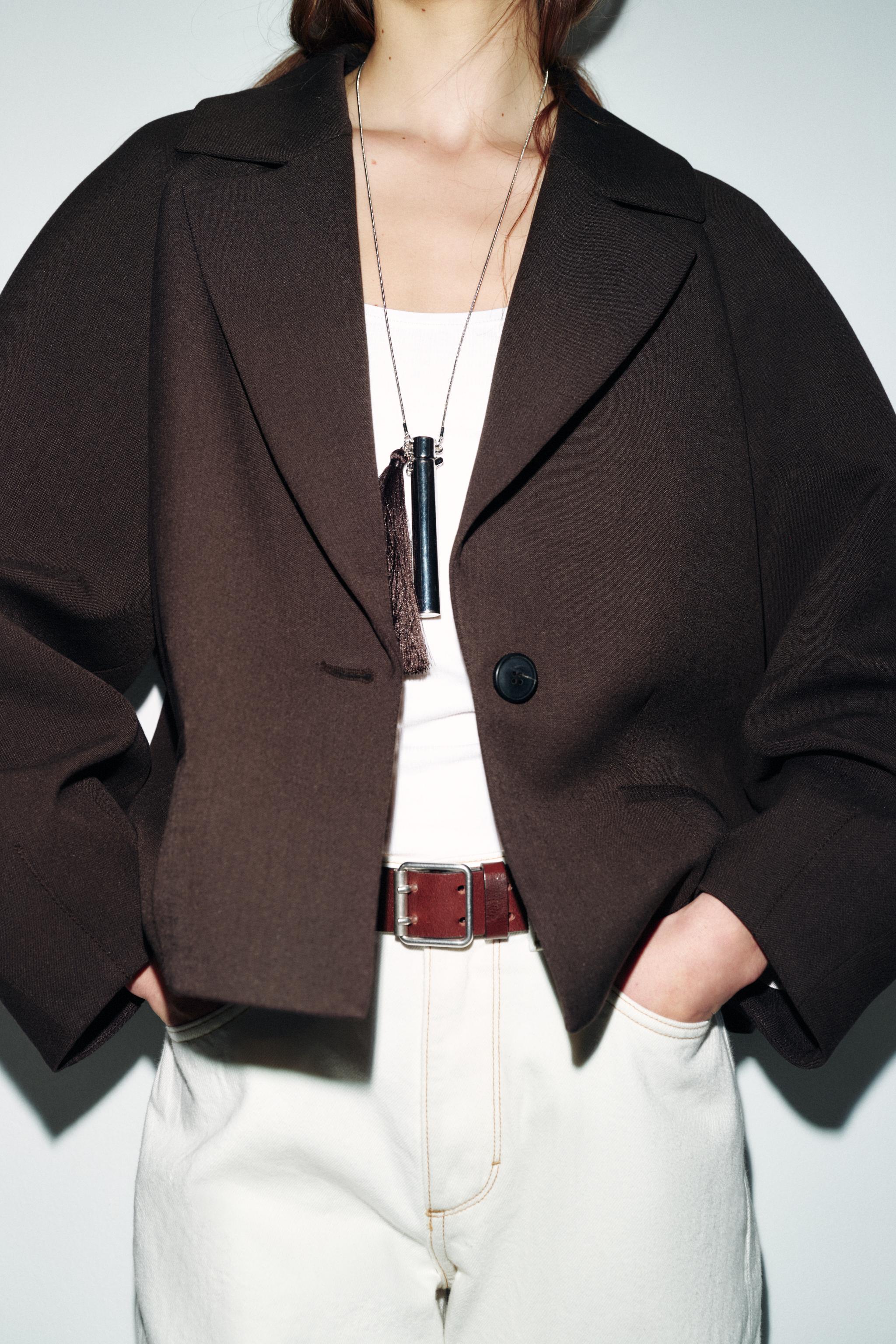 VESTE À MANCHES BOUFFANTES