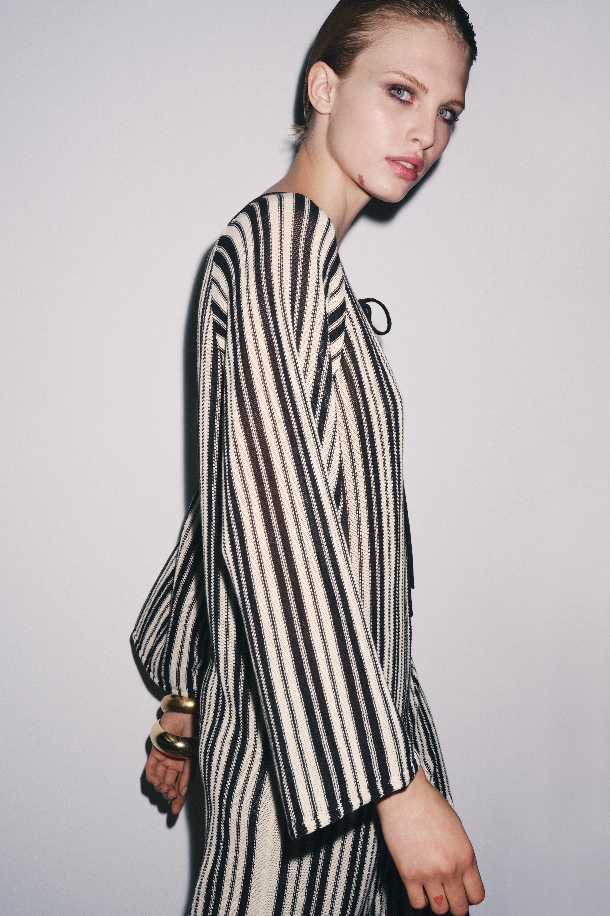 ROBE EN MAILLE RAYÉE AVEC LIN