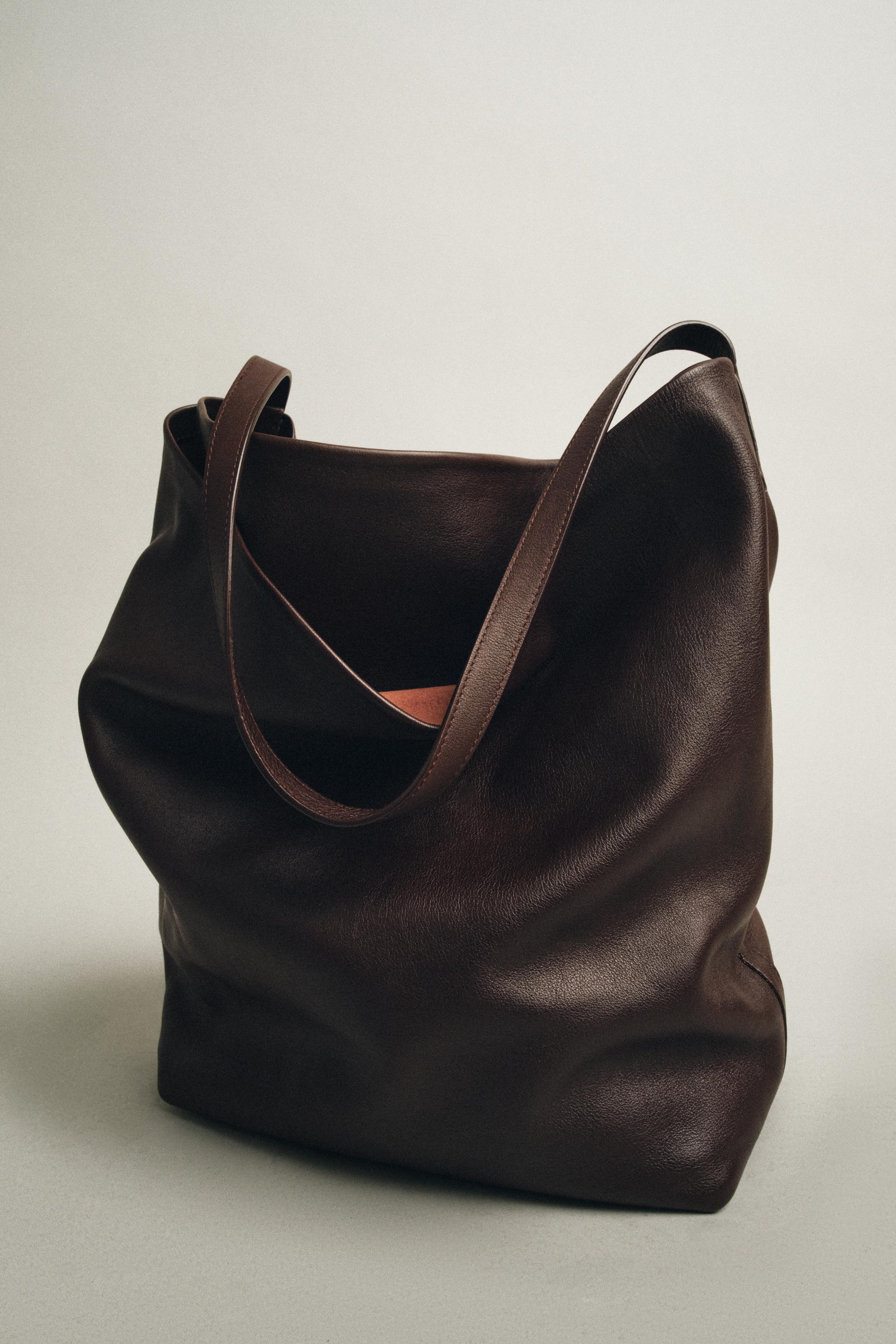 レザーバッグ　ボストンバッグ　トラベルバッグ　ショルダー付き　ZARA ZARA(ザラ) ボストンバッグ(メンズ) - 海外通販のBUYMA