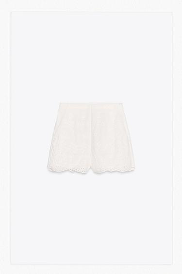 BERMUDA BORDADOS PERFORADOS ZW COLLECTION - Blanco de Zara