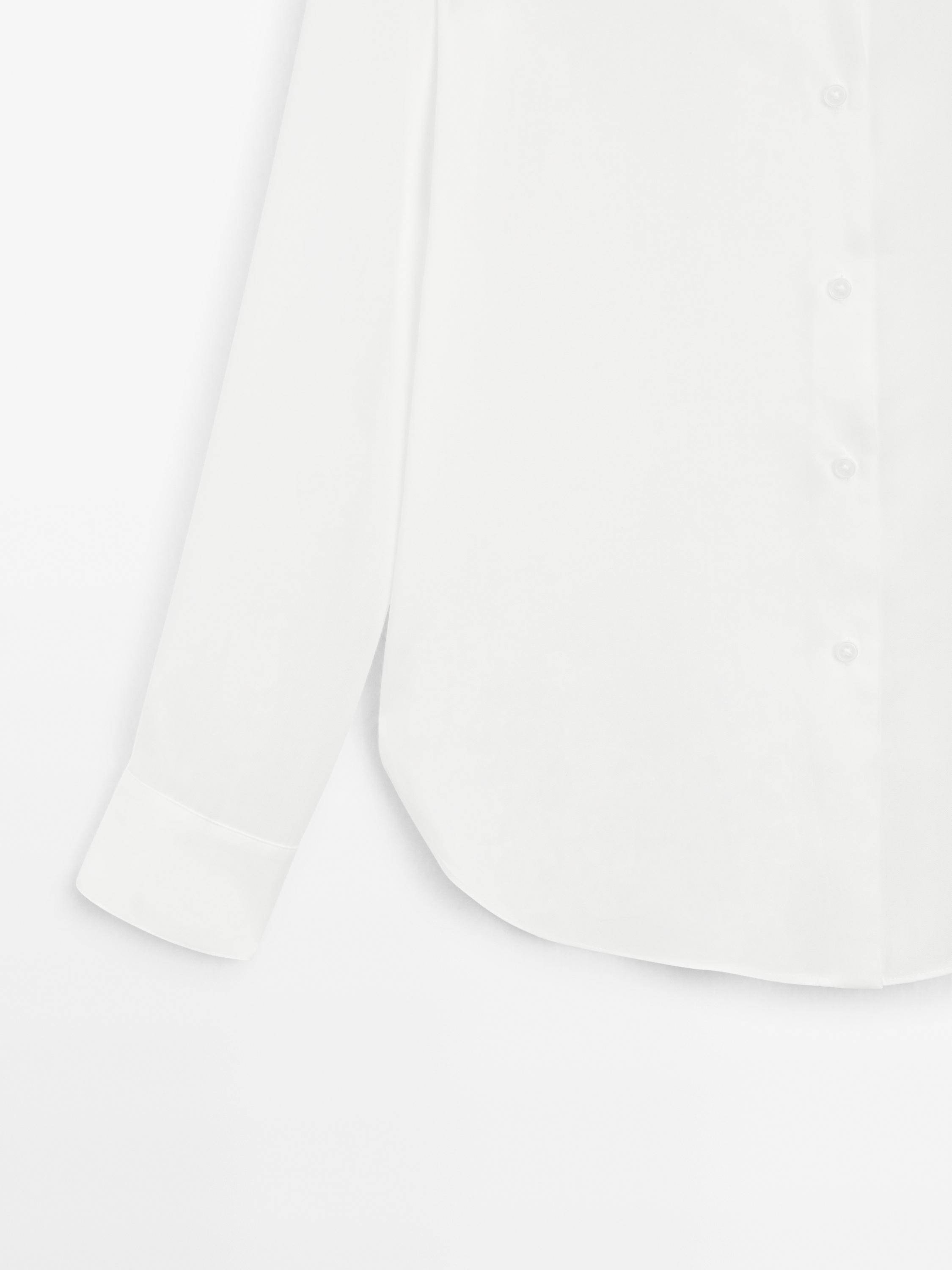 Flowing shirt with collar