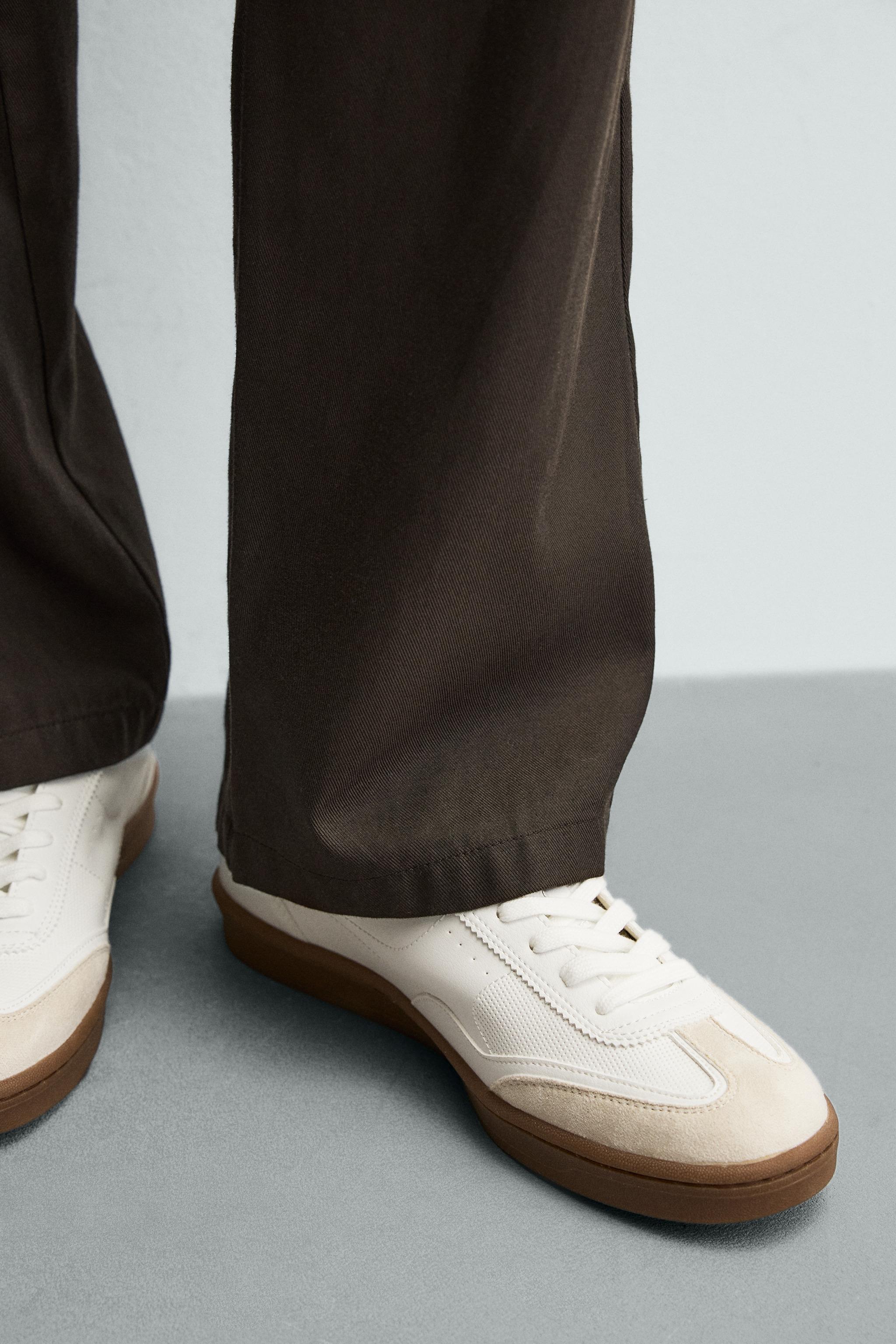 CONTRASTING SOLE SNEAKERS