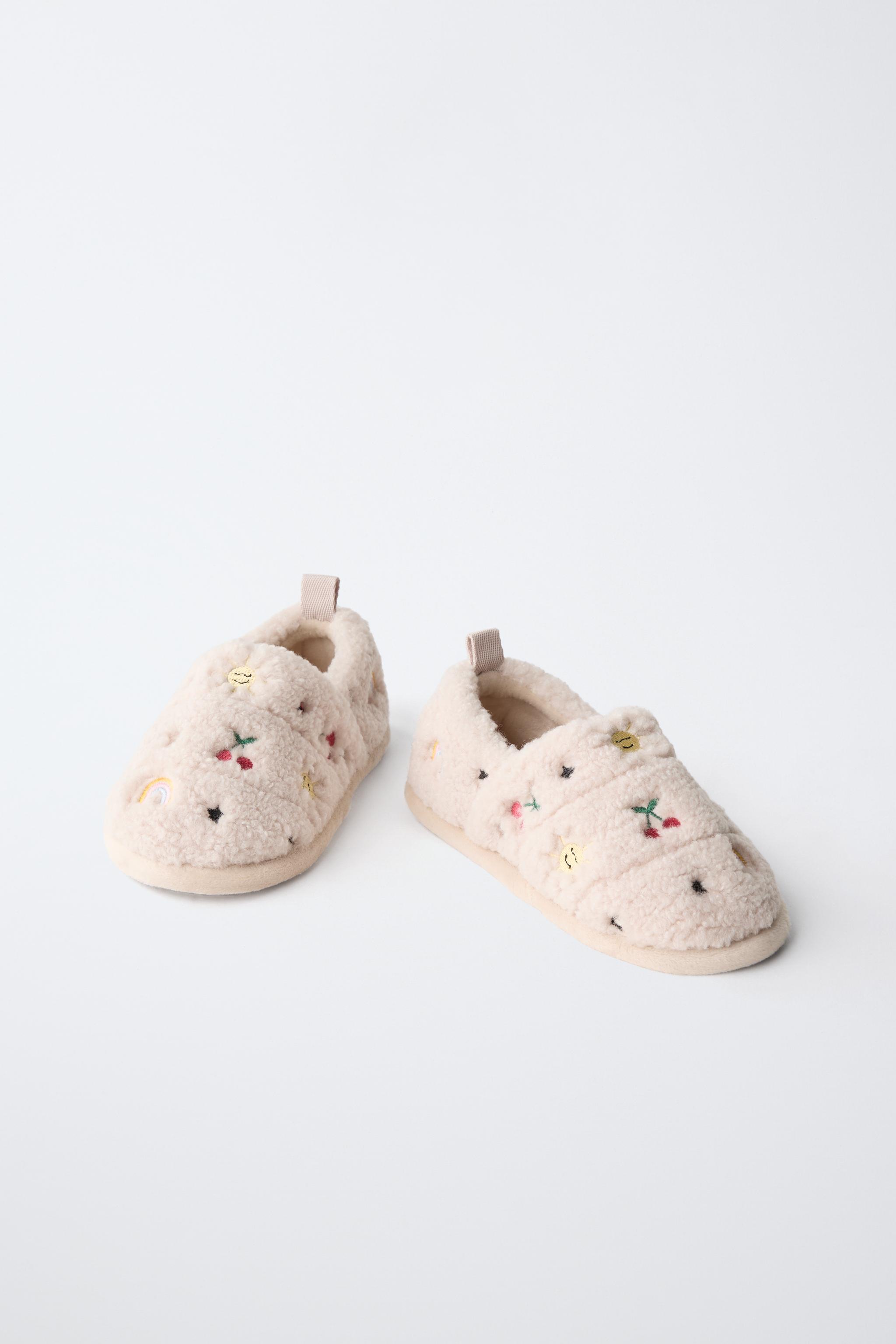 FAUX SHEARLING HOUSE SLIPPERS