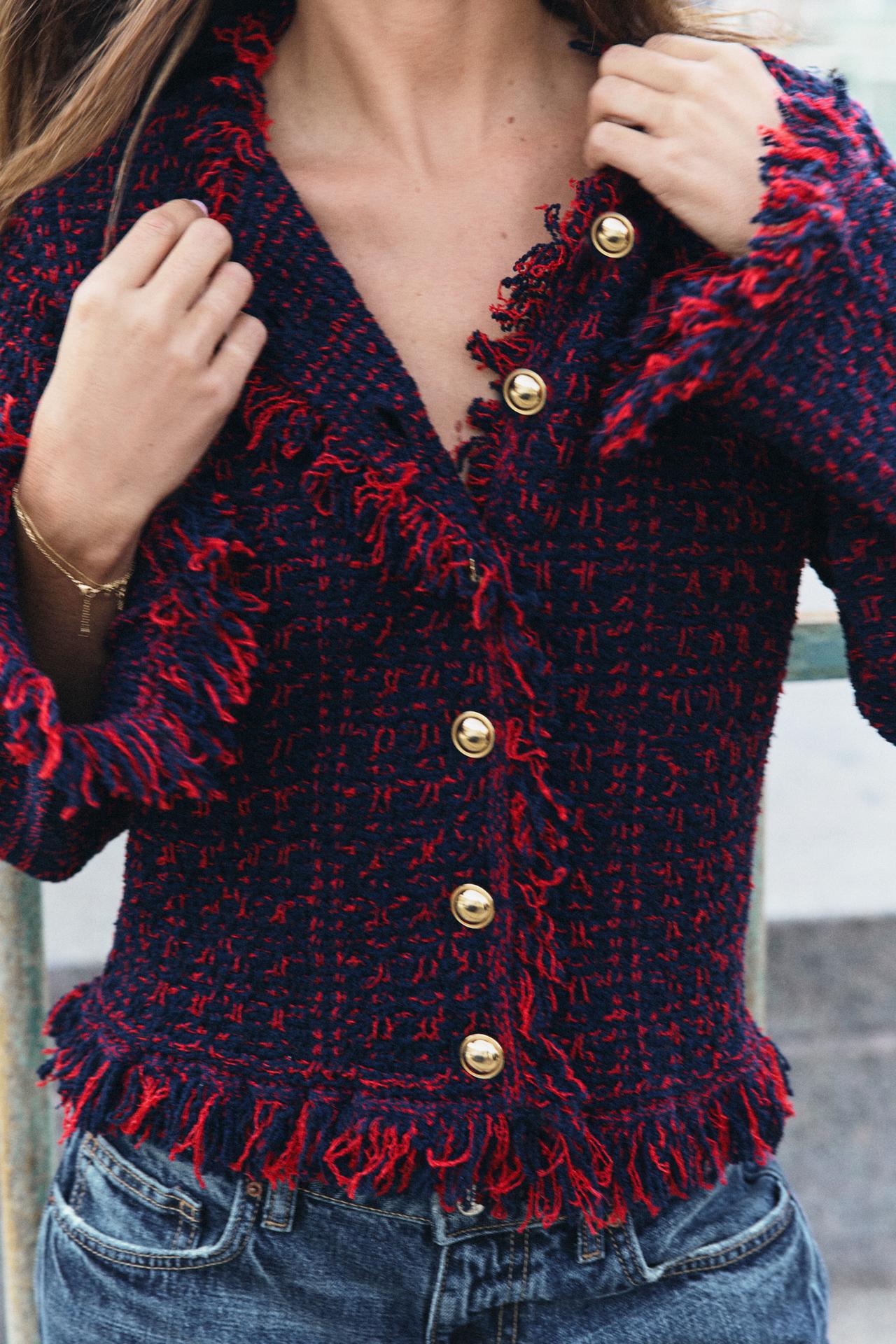 STRUCTURED FRAYED CARDIGAN — Red / Navy