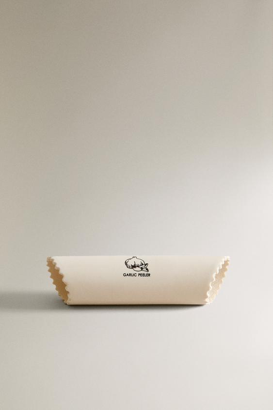 Silicone Garlic Peeler