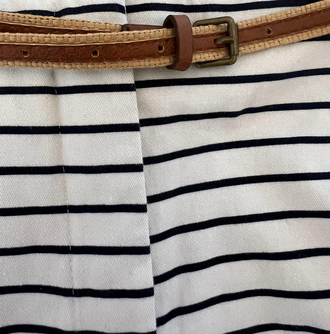 STRIPED BERMUDA SHORTS WITH BELT - Image 4