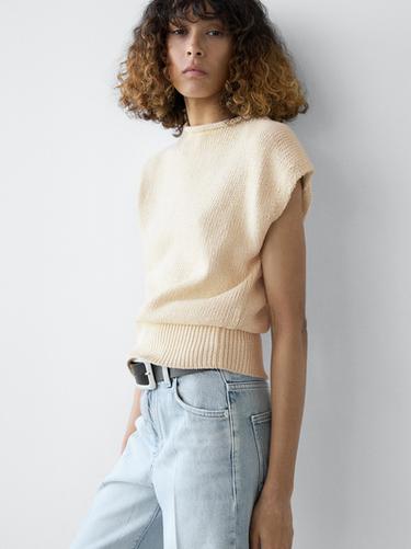 Veste sans manches en maille de coton mélangé - Écru de Zara