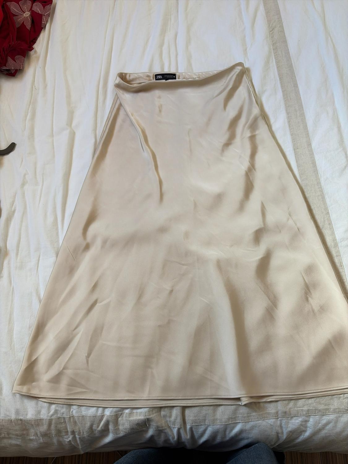 SATIN MIDI SKIRT - Image 2