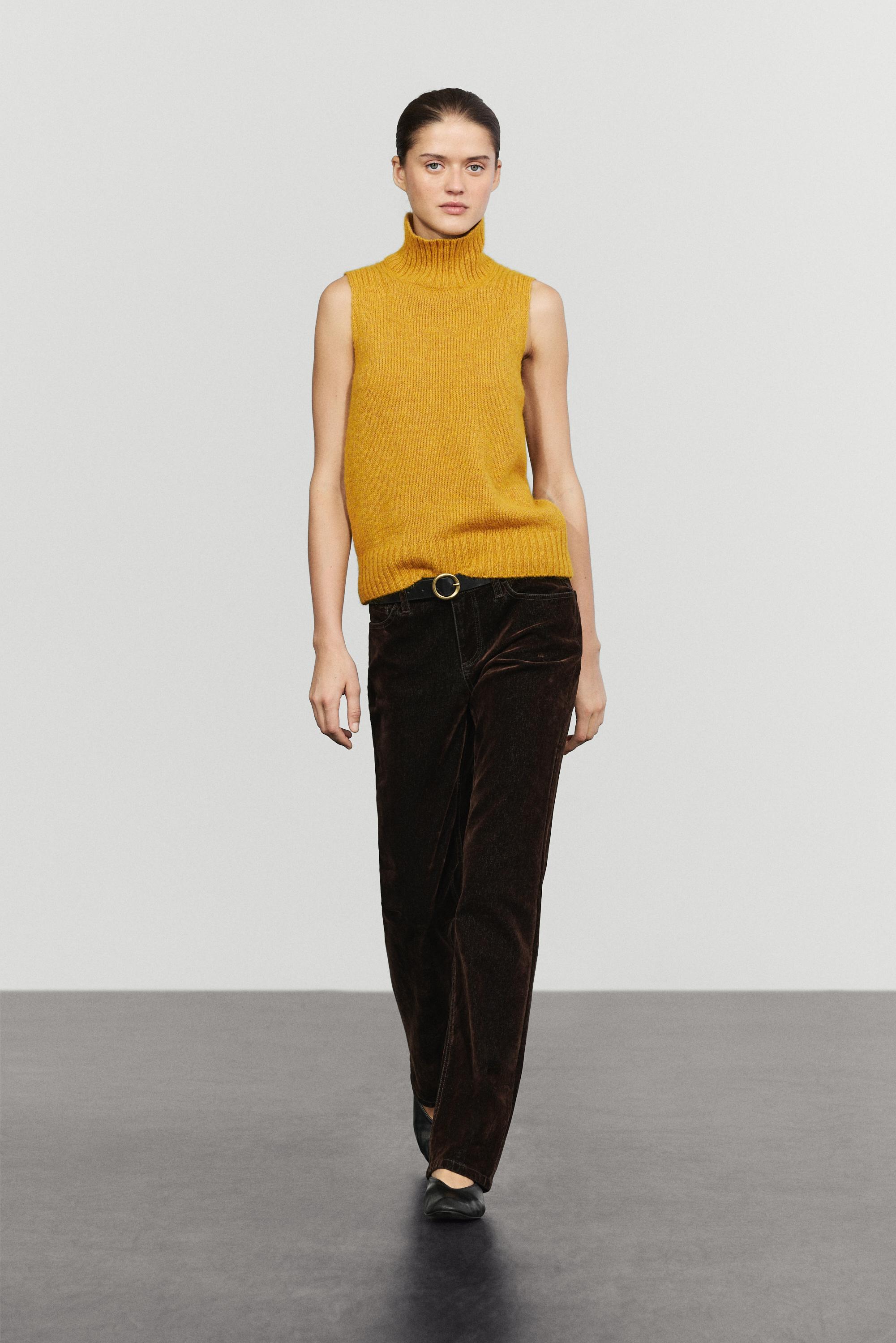 Wool-blend knit turtleneck vest