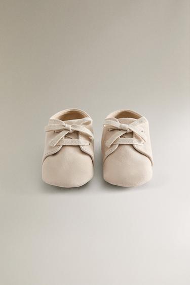 CHAUSSONS BLUCHER CUIR - Blanc écru de Zara - Image 3