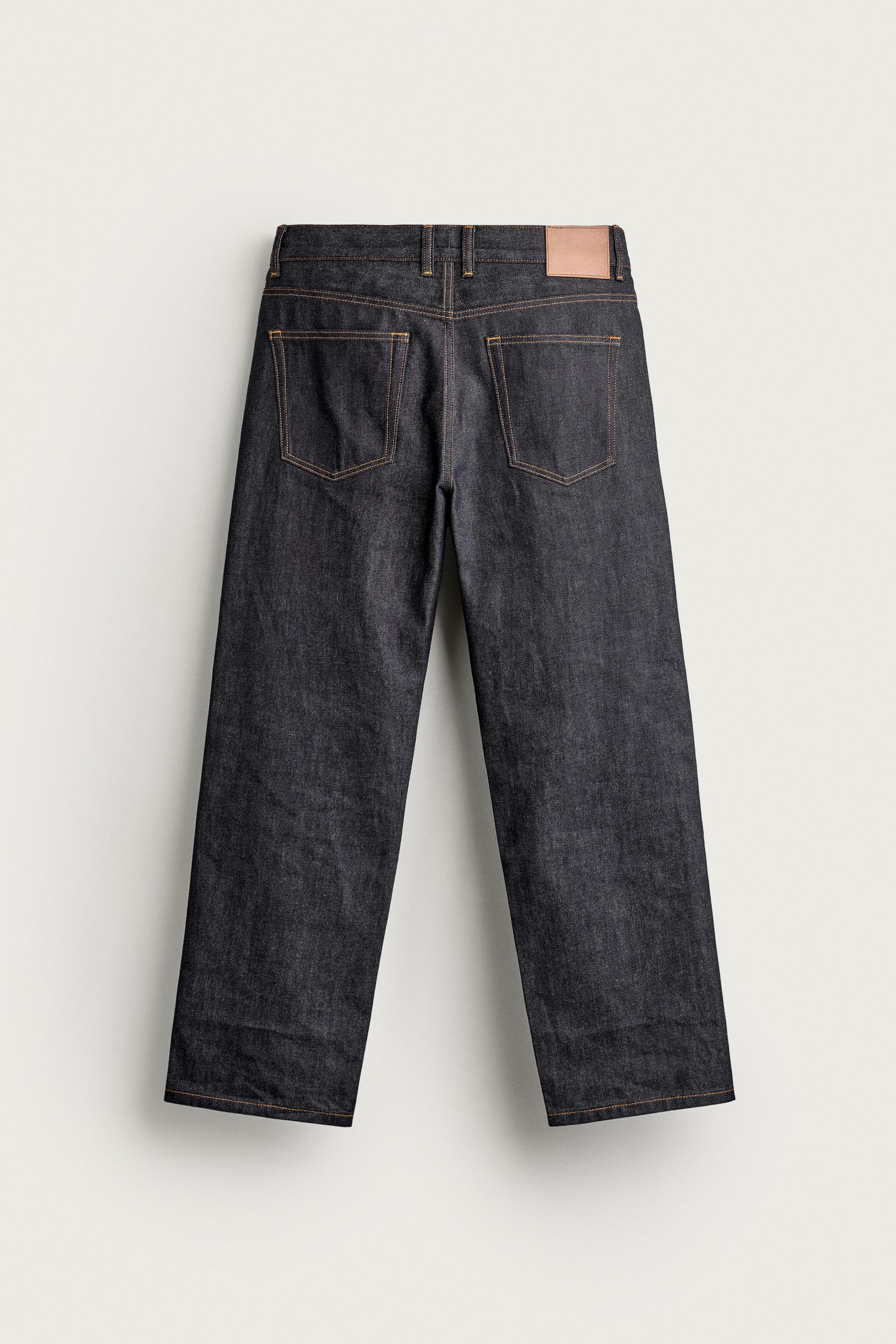 STRAIGHT-FIT JEANS
