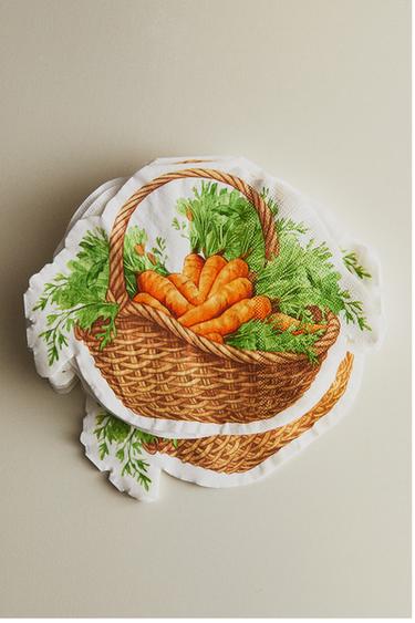 PACK OF CARROT PAPER NAPKINS (PACK OF 20) - Light beige by Zara