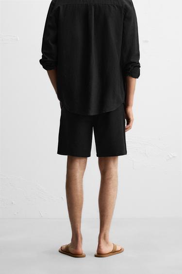 TEXTURED REGULAR FIT BERMUDA SHORTS - Black by Zara - Image 2