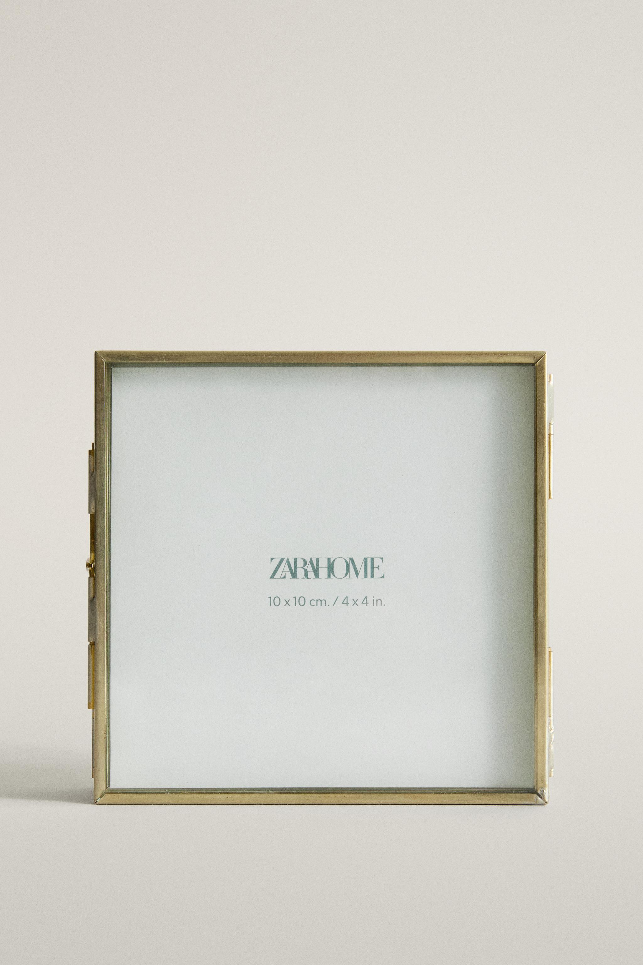 MULTIPLE PICTURE FRAME