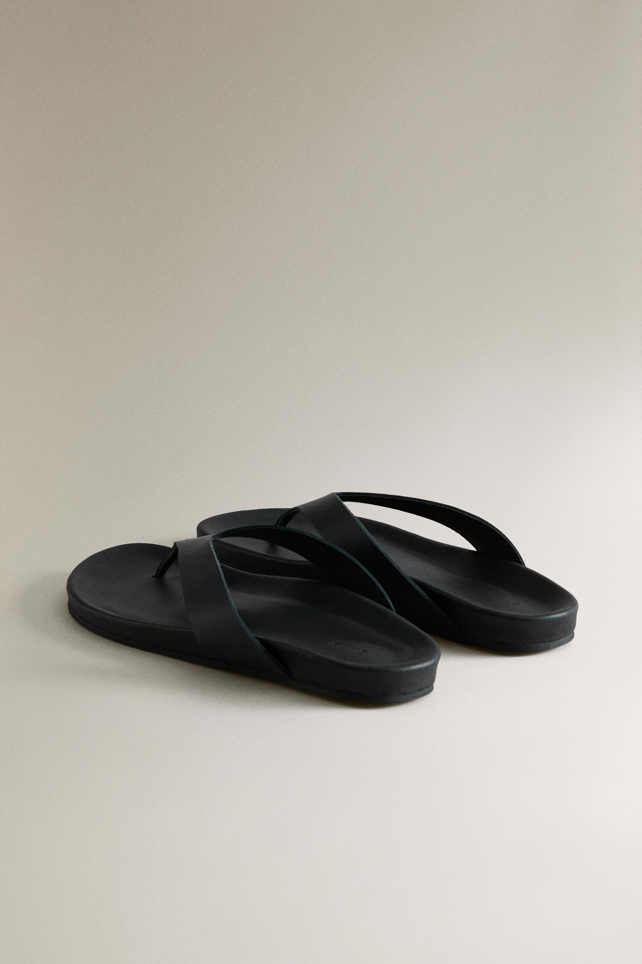 LEATHER THONG SANDALS